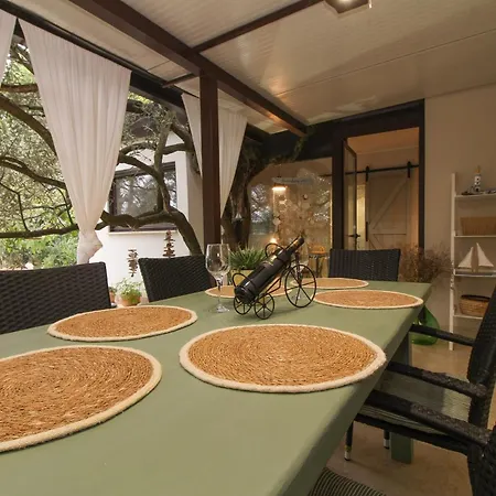 Apartment Sumbora